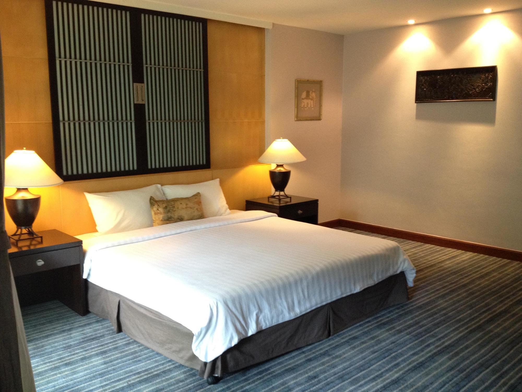 Gardengrove Suites Bangkok Eksteriør billede