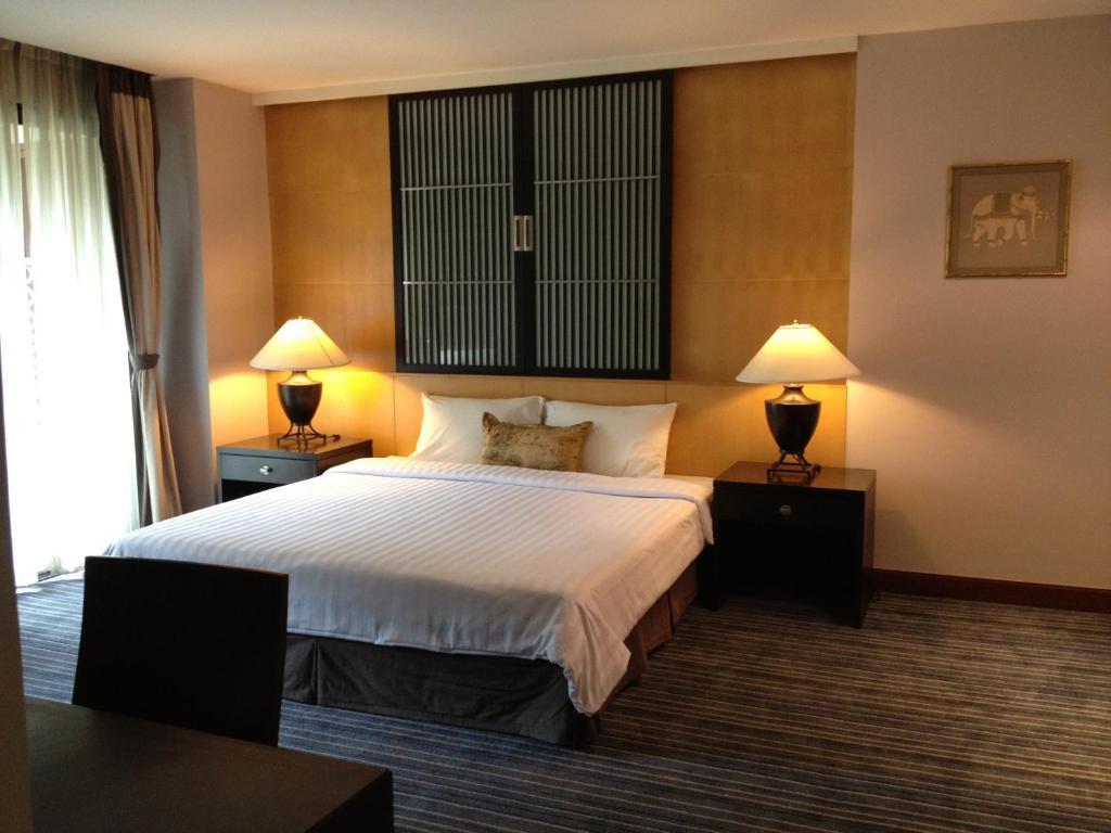 Gardengrove Suites Bangkok Værelse billede