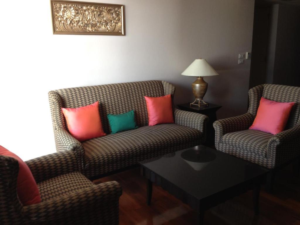 Gardengrove Suites Bangkok Værelse billede