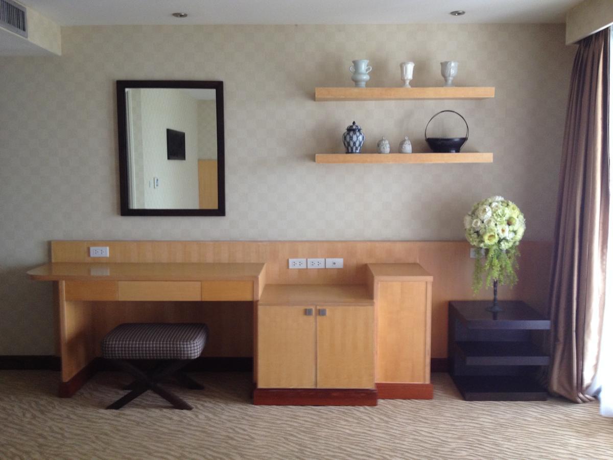 Gardengrove Suites Bangkok Værelse billede